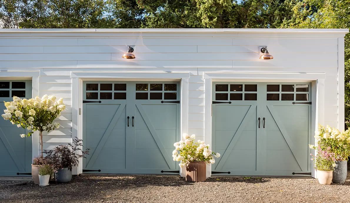 Canyon Ridge Elements garage door option